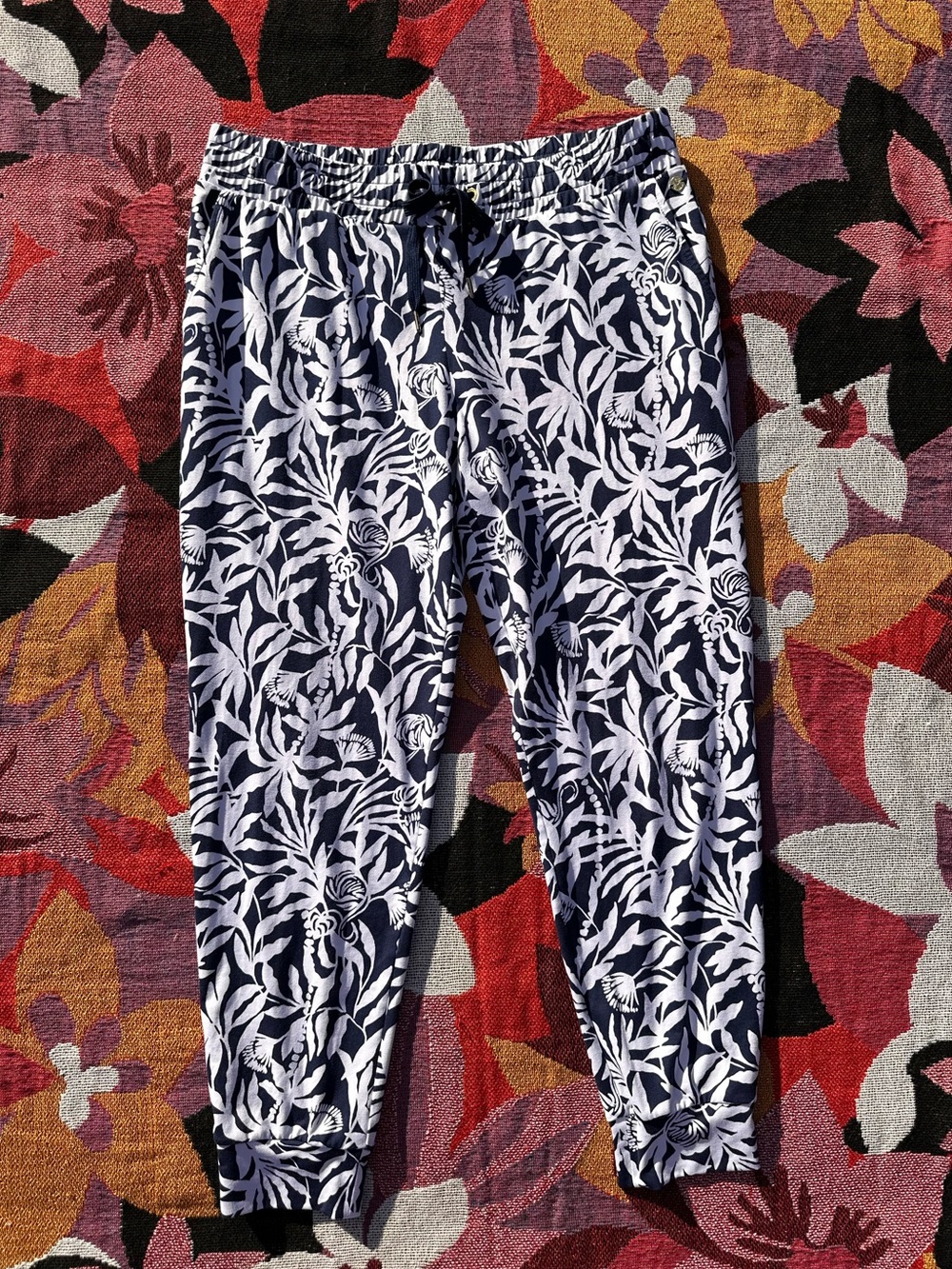 Lilly Pulitzer Luxletic Navy and White Floral Jogger Pants